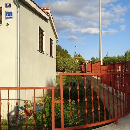 Apartamento Maslina *