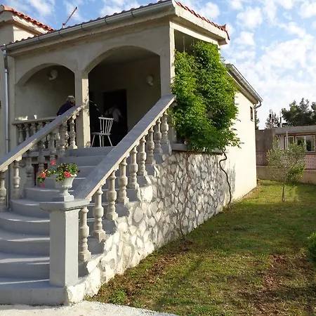 Lägenhet Maslina Jadrtovac